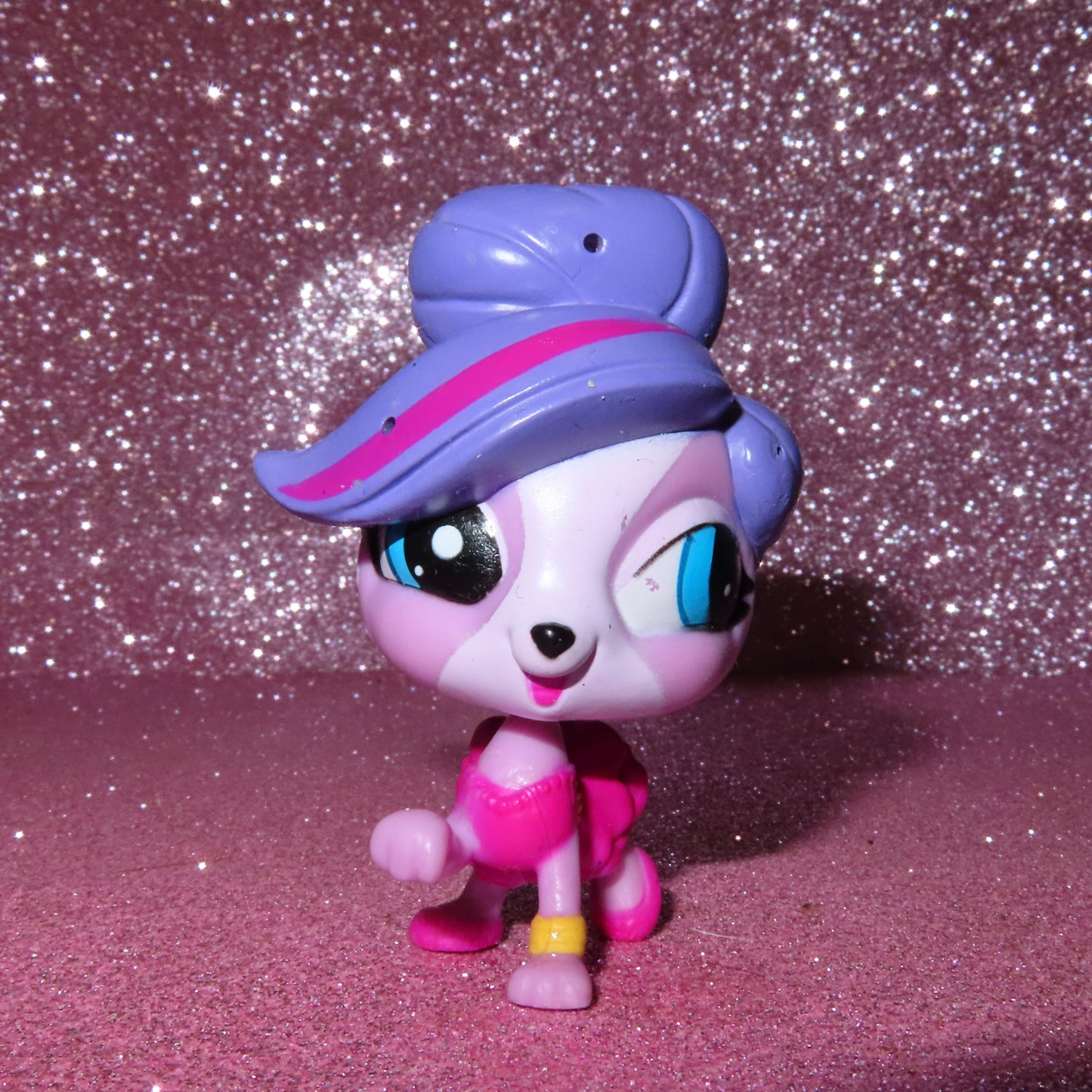 AUTHENTIC LPS ZOEY