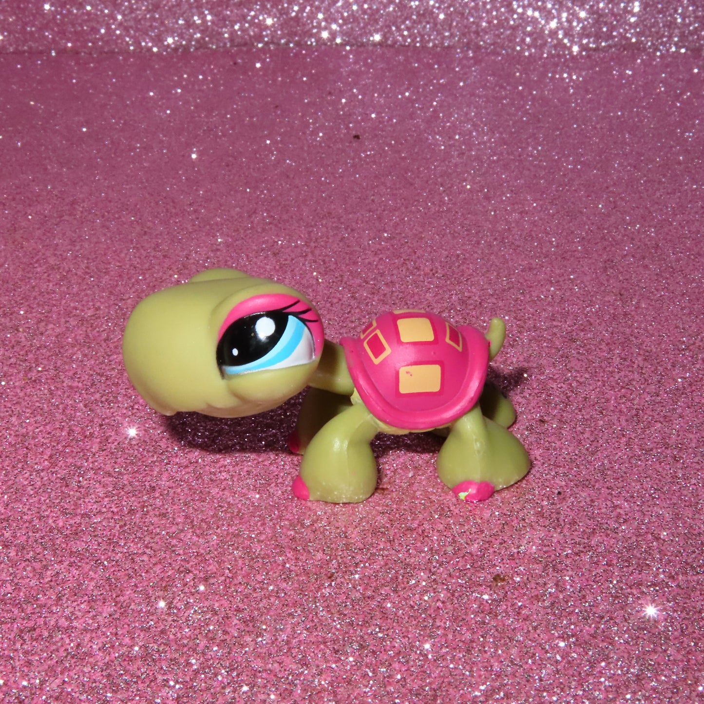 AUTHENTIC LPS TURTLE