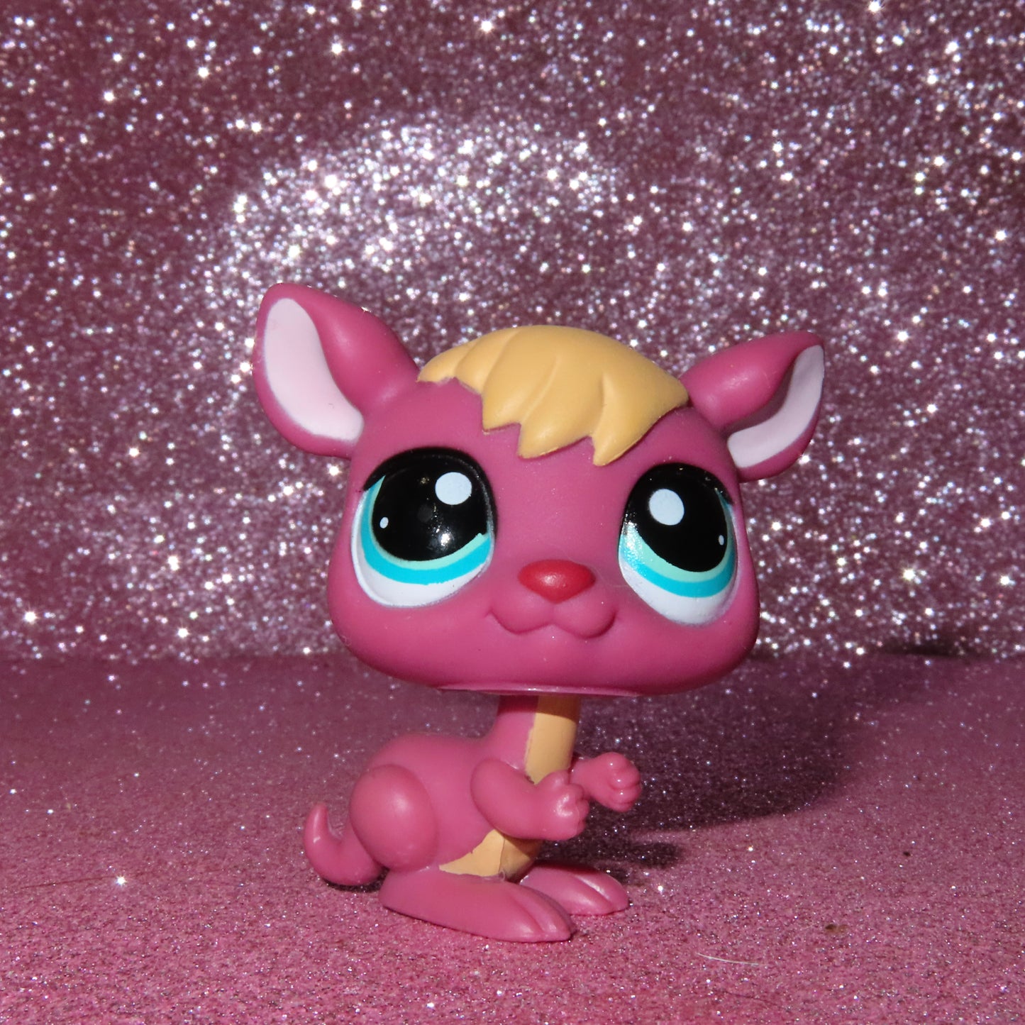AUTHENTIC LPS KANGAROO