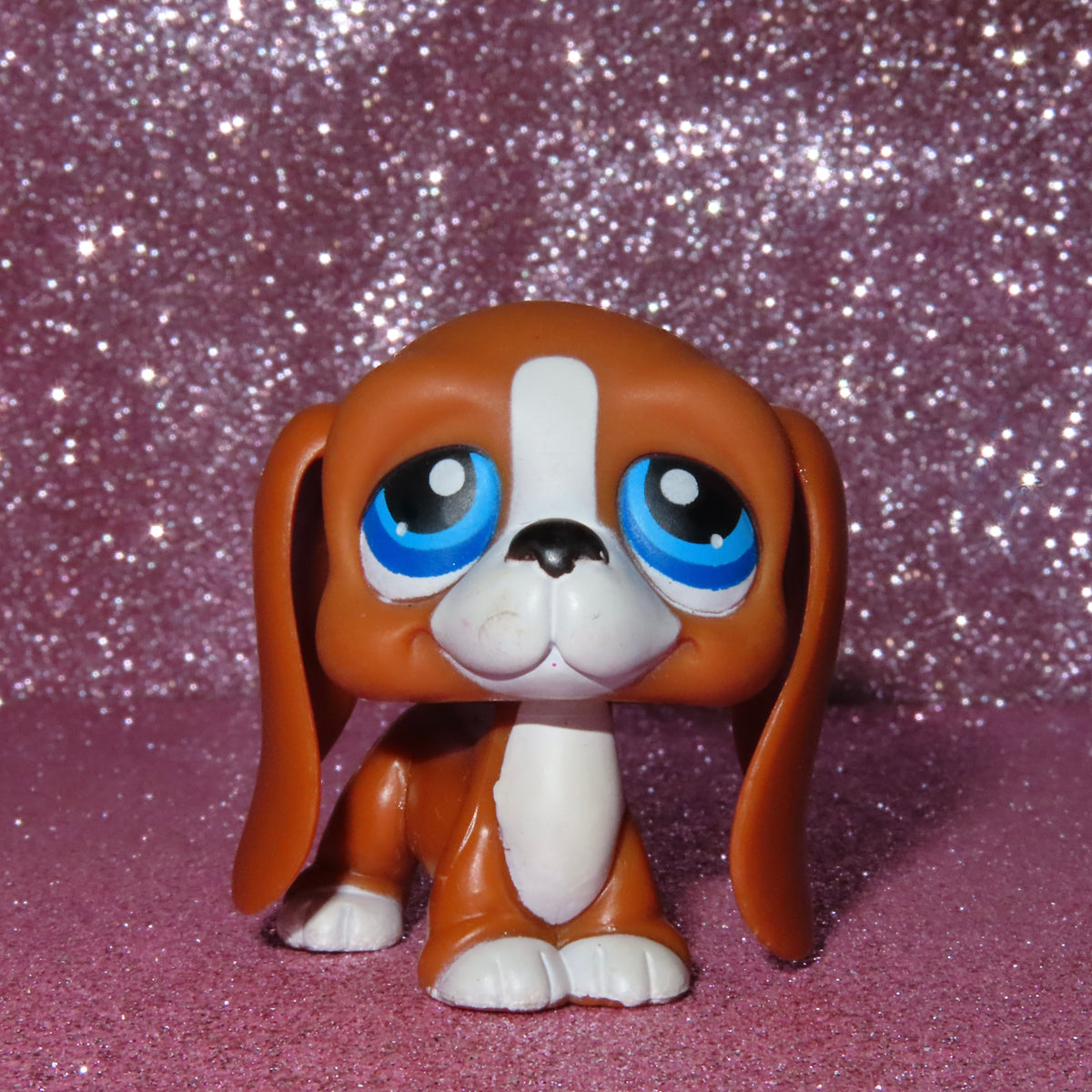 AUTHENTIC LPS BASSET HOUND