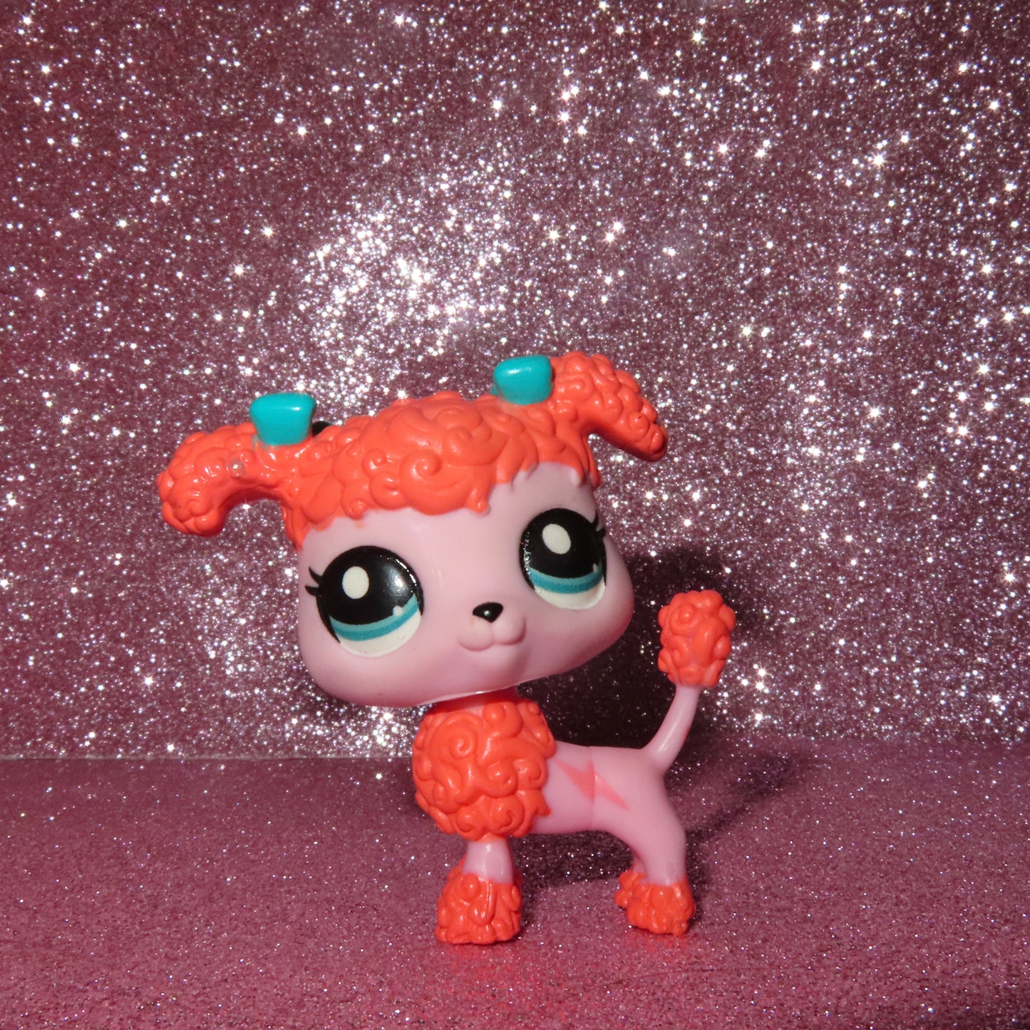AUTHENTIC LPS POODLE