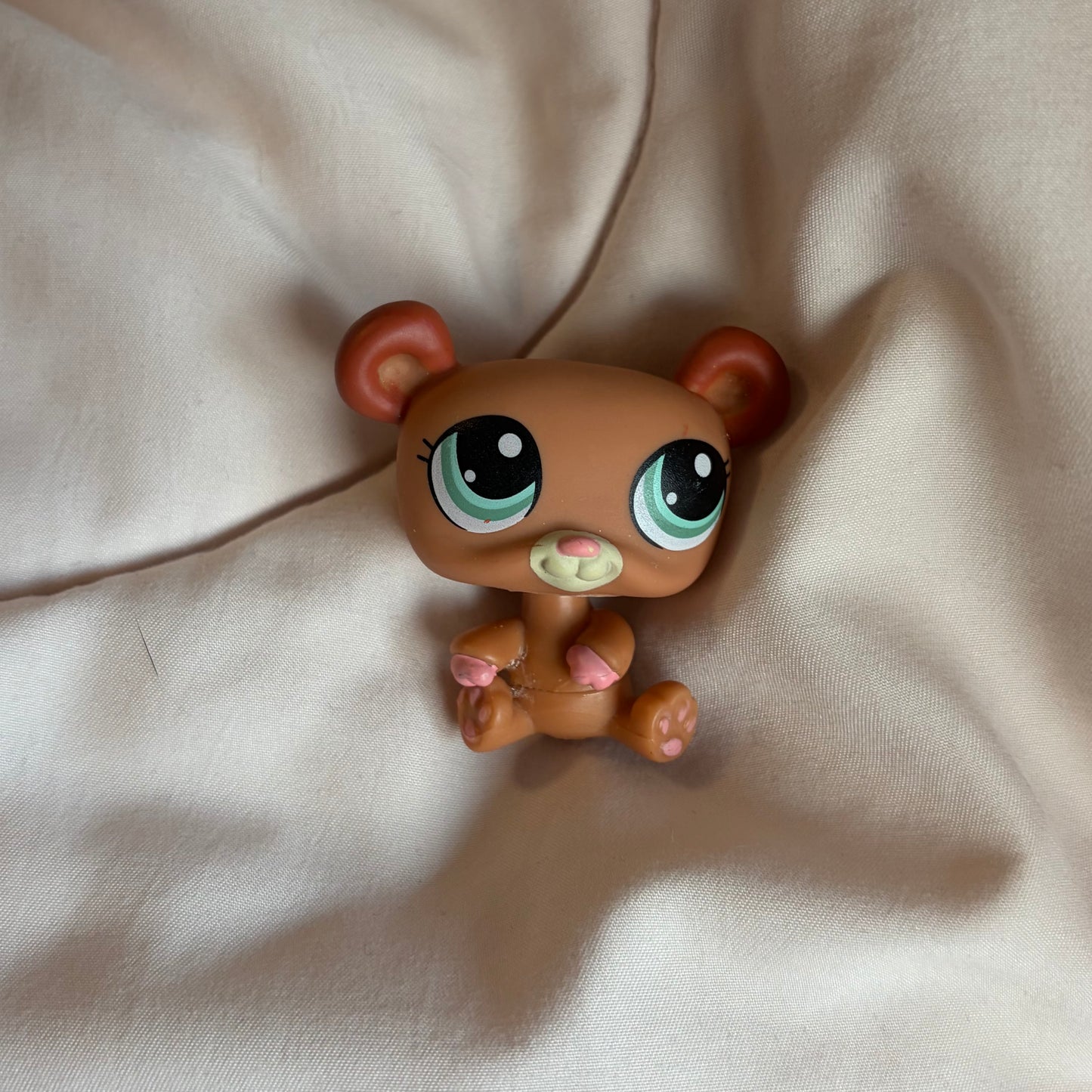 AUTHENTIC LPS BEAR