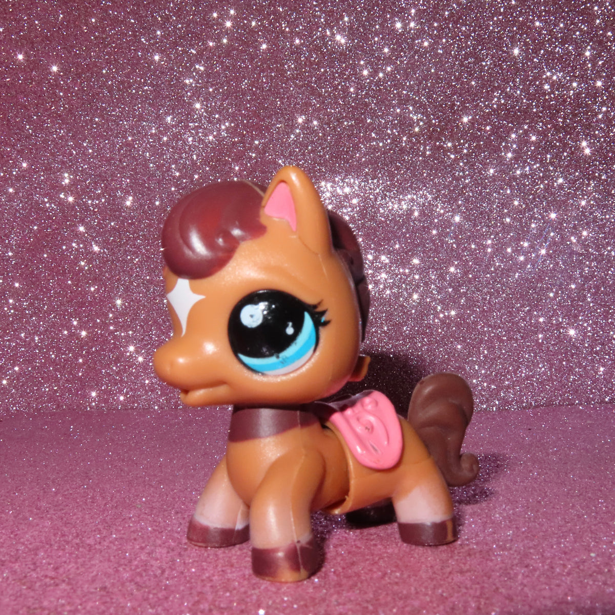 AUTHENTIC LPS WALKABLE HORSE