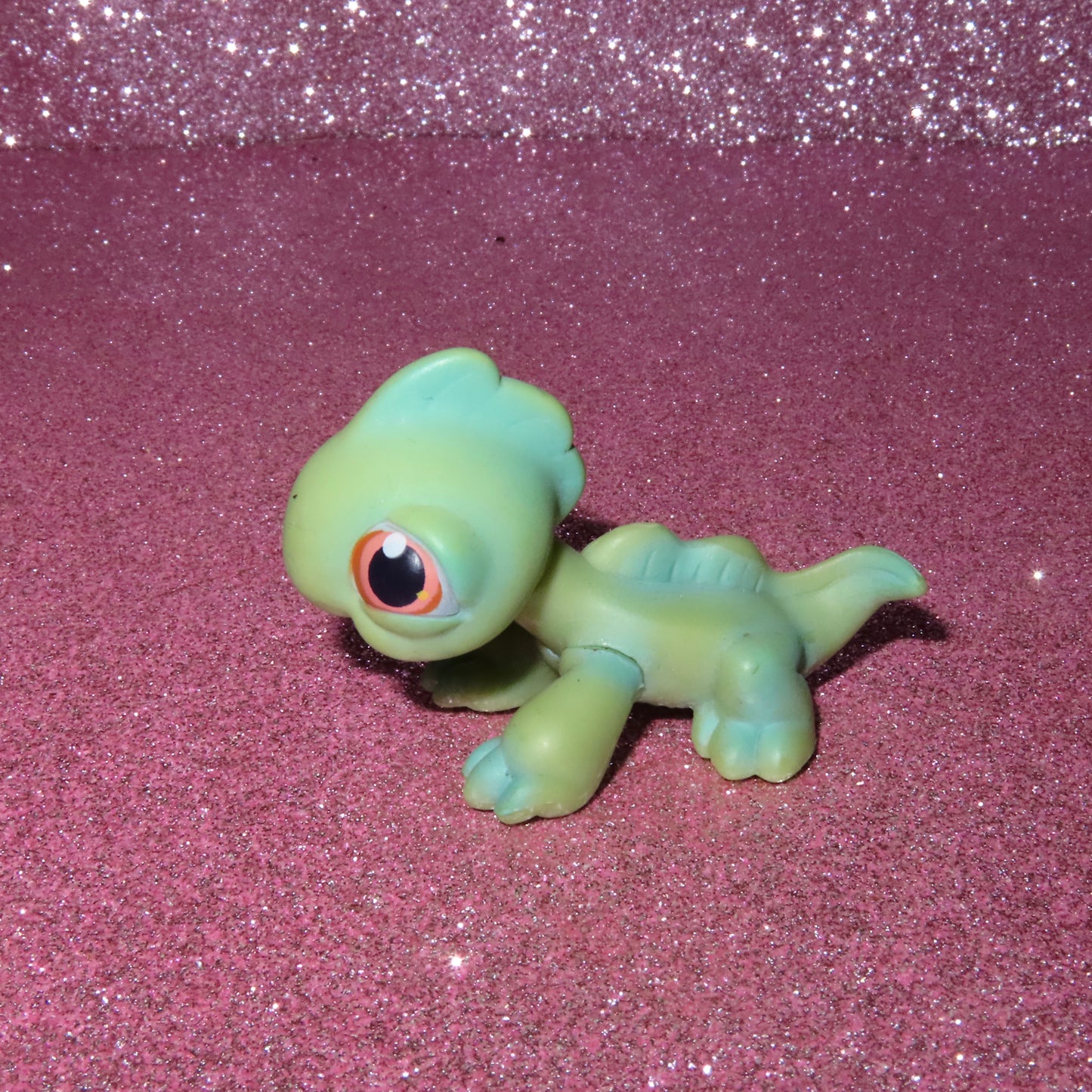 AUTHENTIC LPS IGUANA
