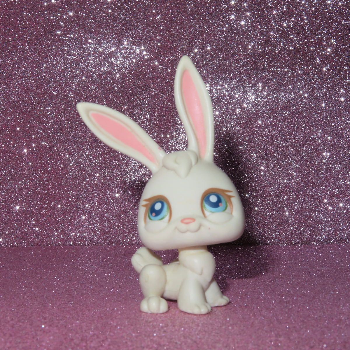 AUTHENTIC LPS BUNNY