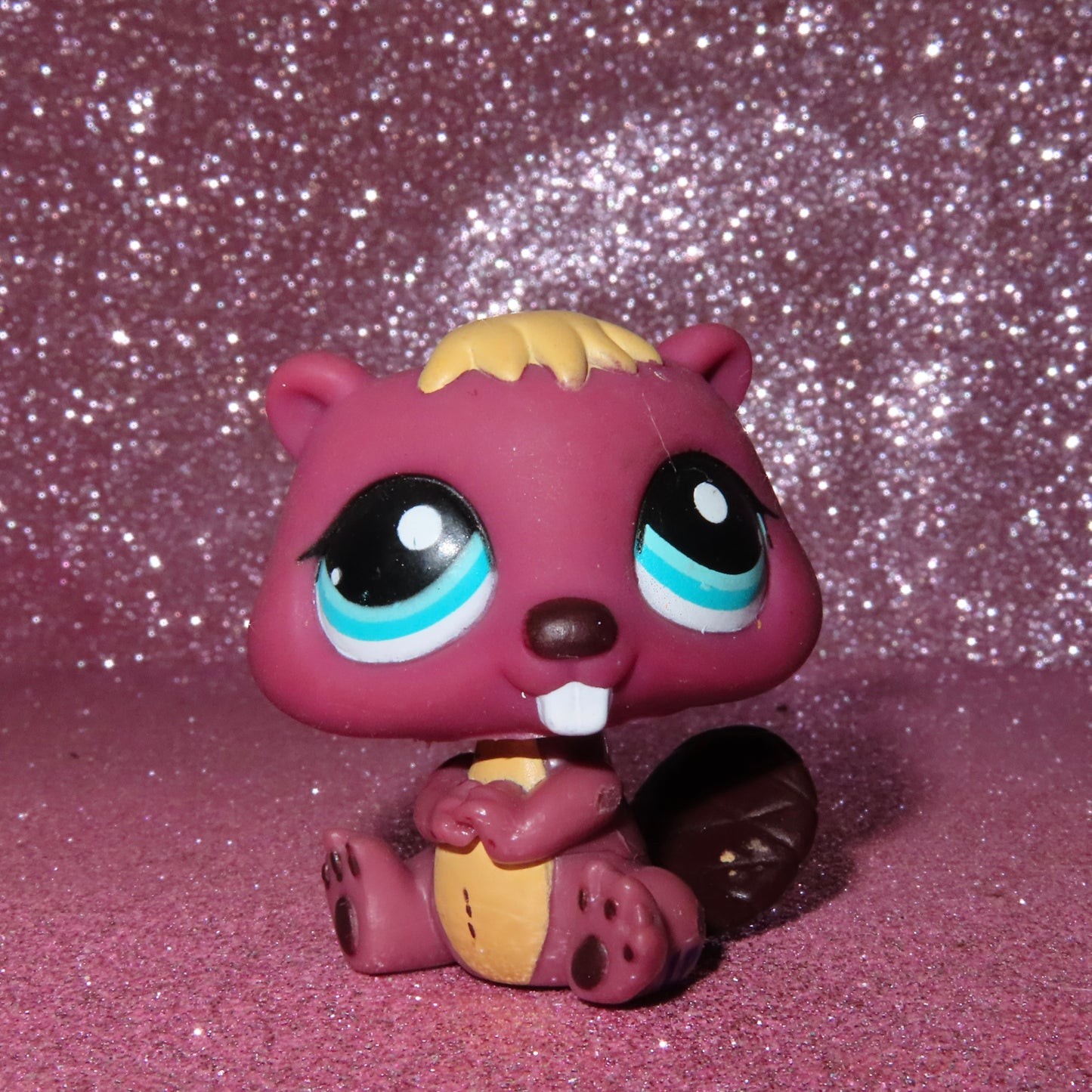 AUTHENTIC LPS BEAVER