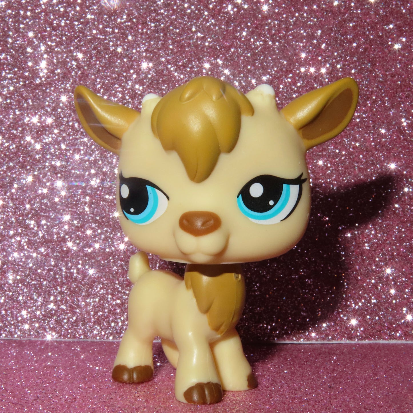 AUTHENTIC LPS GOAT