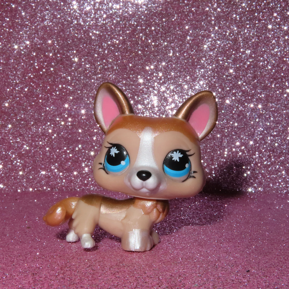 AUTHENTIC LPS CORGI