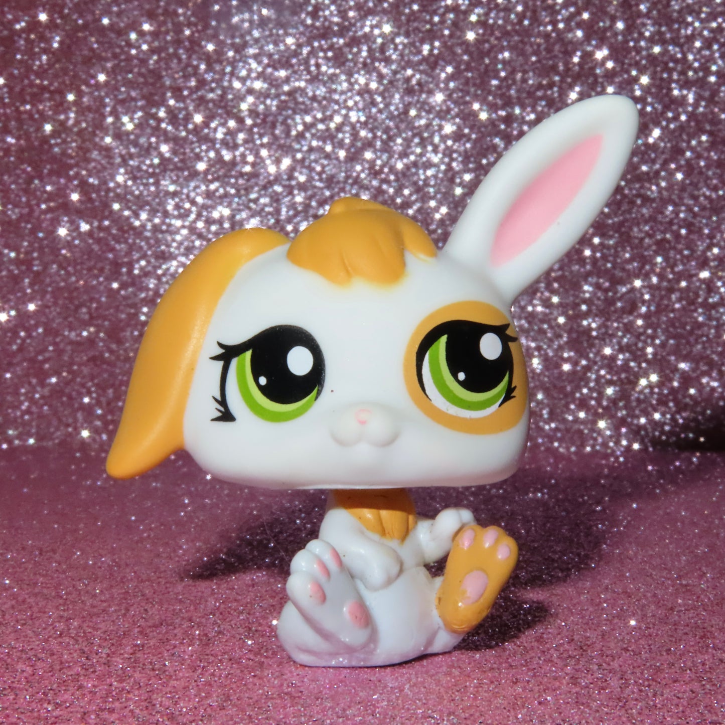AUTHENTIC LPS RABBIT