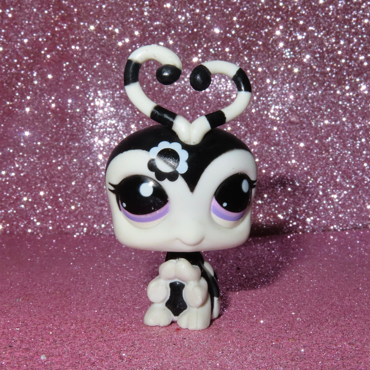 AUTHENTIC LPS LOVEBUG