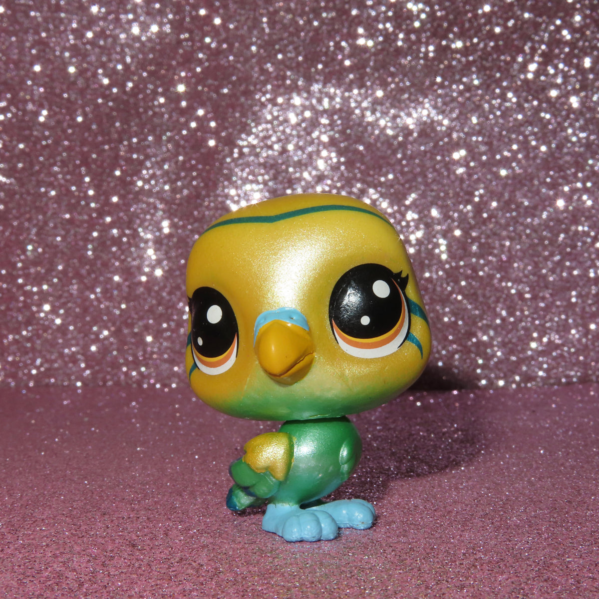 AUTHENTIC LPS PARROT