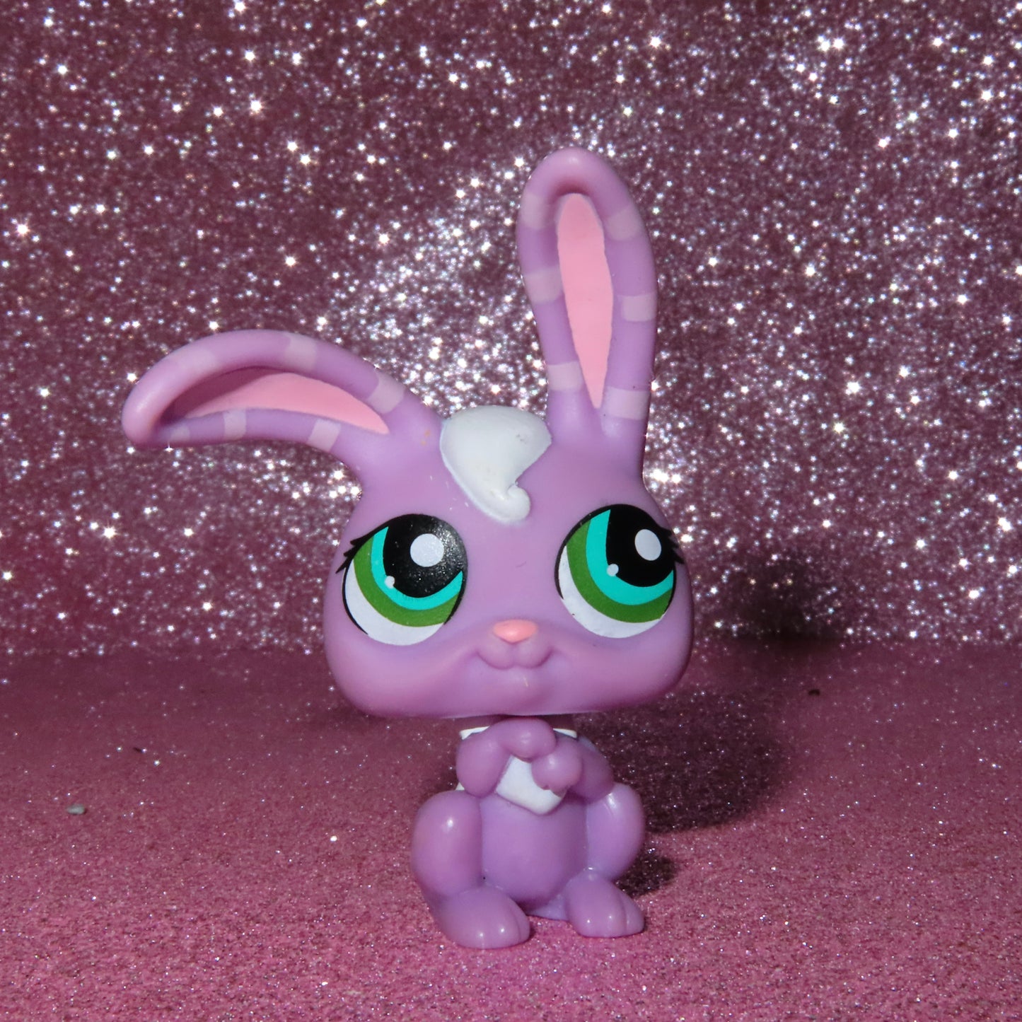 AUTHENTIC LPS RABBIT