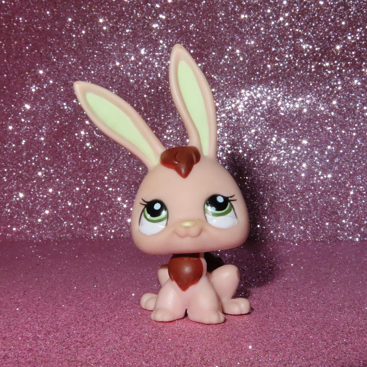 AUTHENTIC LPS RABBIT