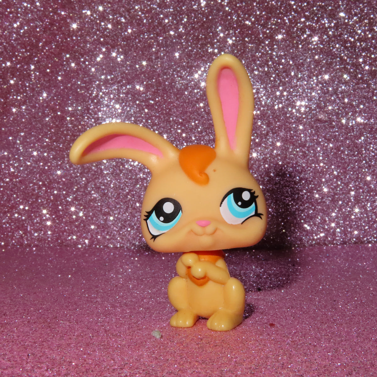 AUTHENTIC LPS RABBIT