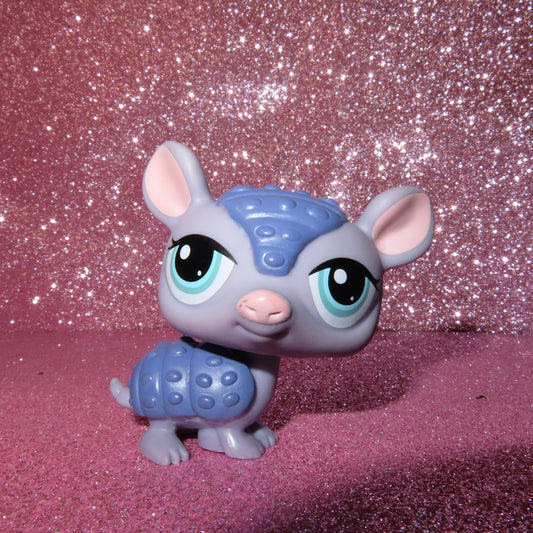 AUTHENTIC LPS ARMADILLO