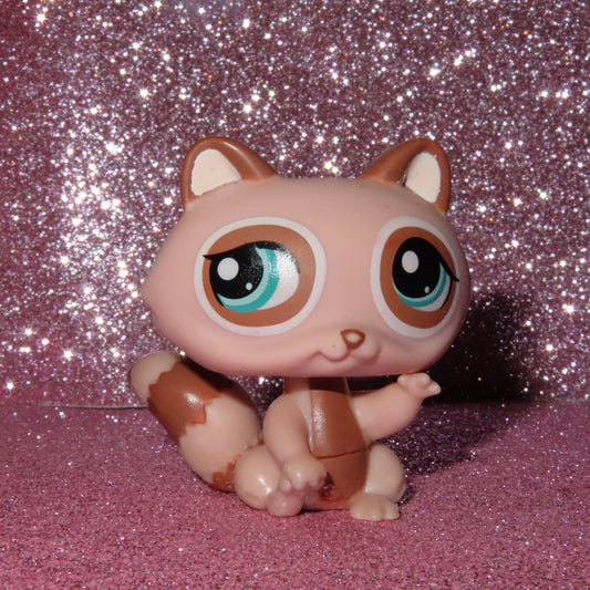 AUTHENTIC LPS RACCOON