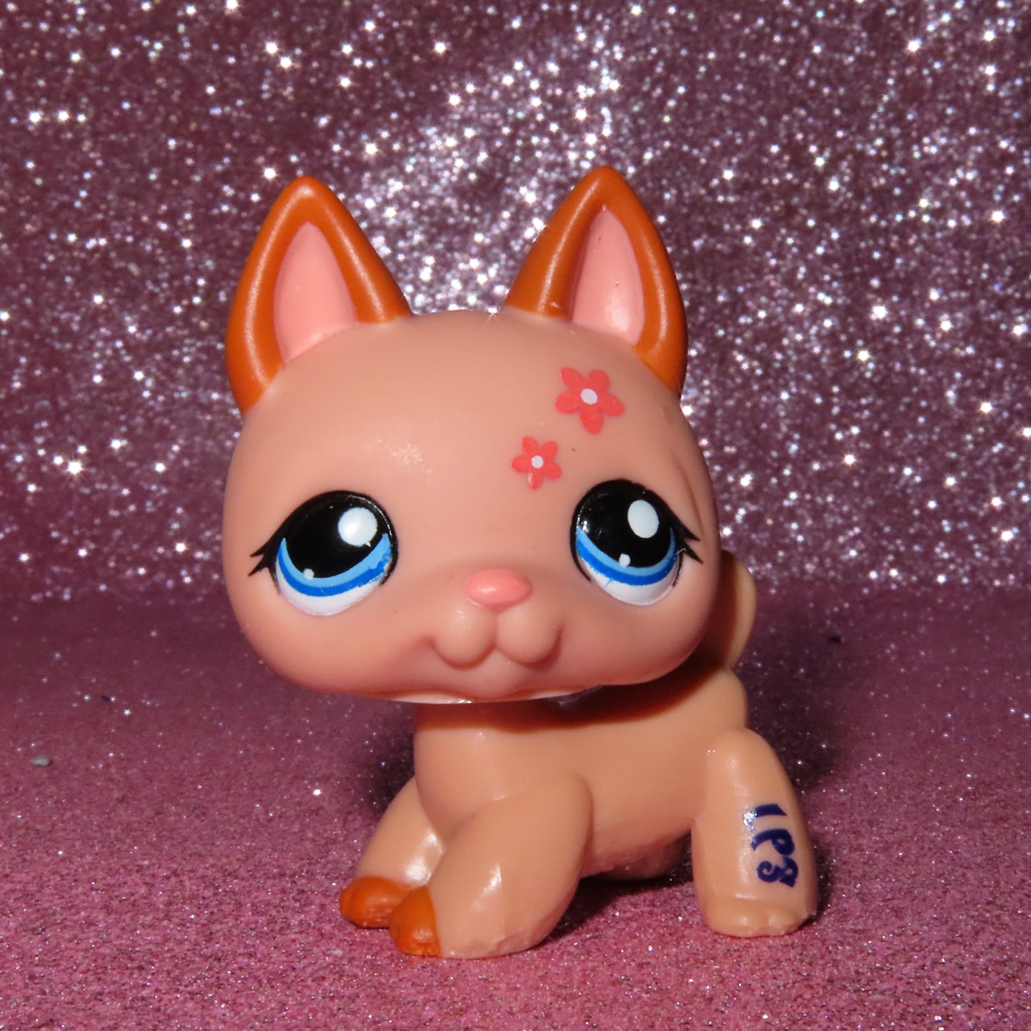 AUTHENTIC LPS GERMAN SHEPHERD