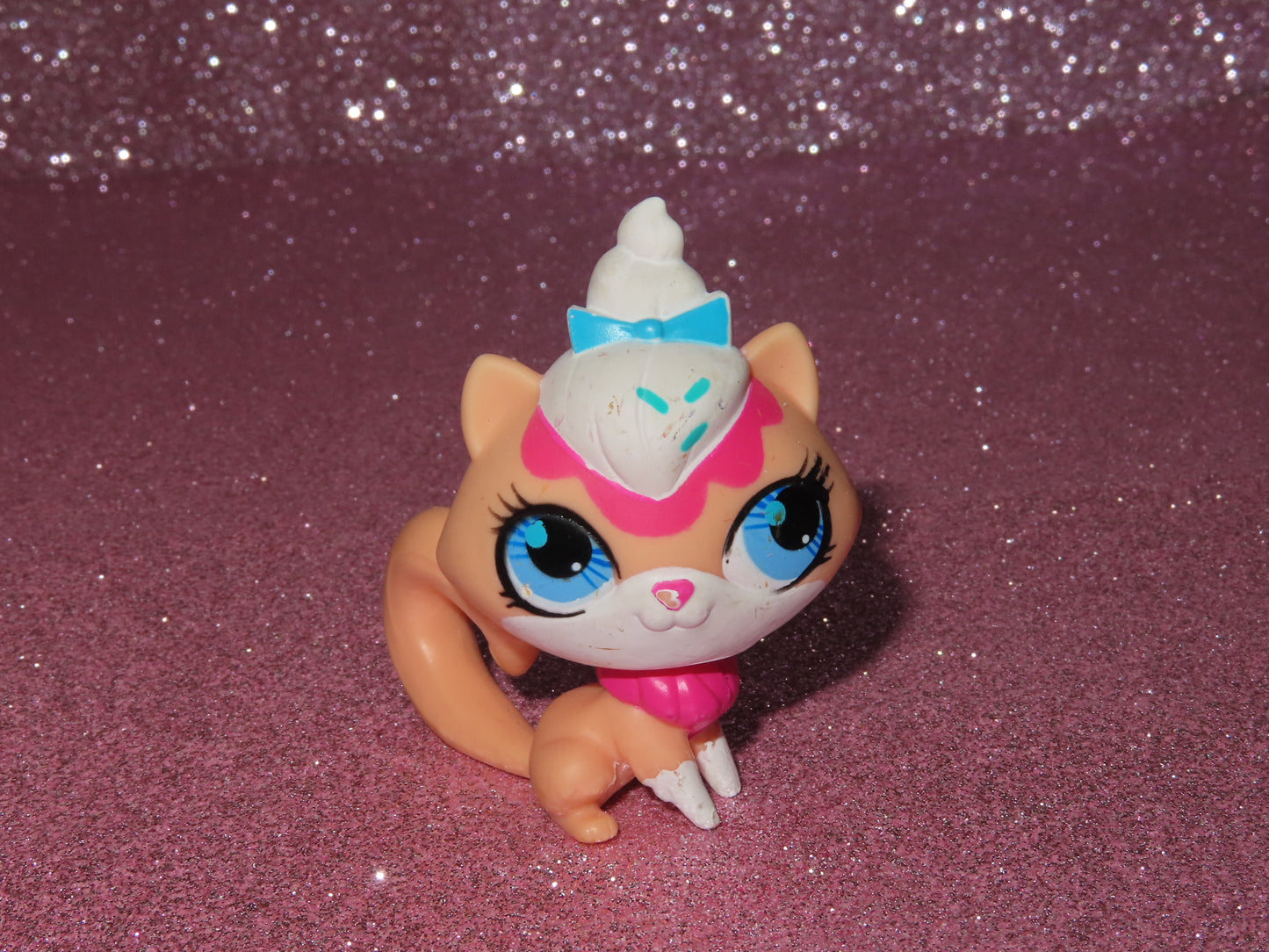AUTHENTIC LPS G4 CAT