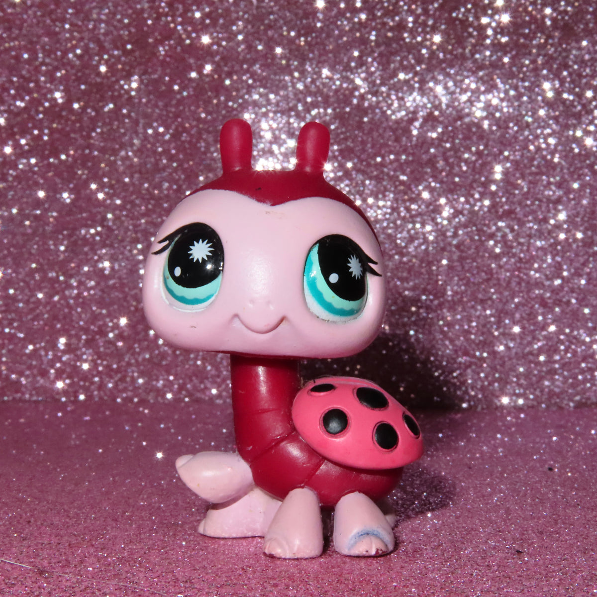 AUTHENTIC LPS LADYBUG