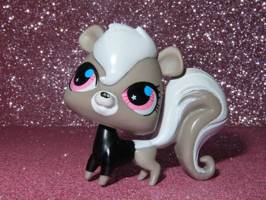 AUTHENTIC LPS SQUIRREL