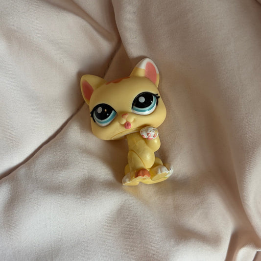 AUTHENTIC LPS PAW UP CAT