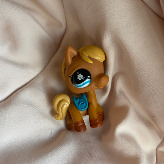 AUTHENTIC LPS HORSE