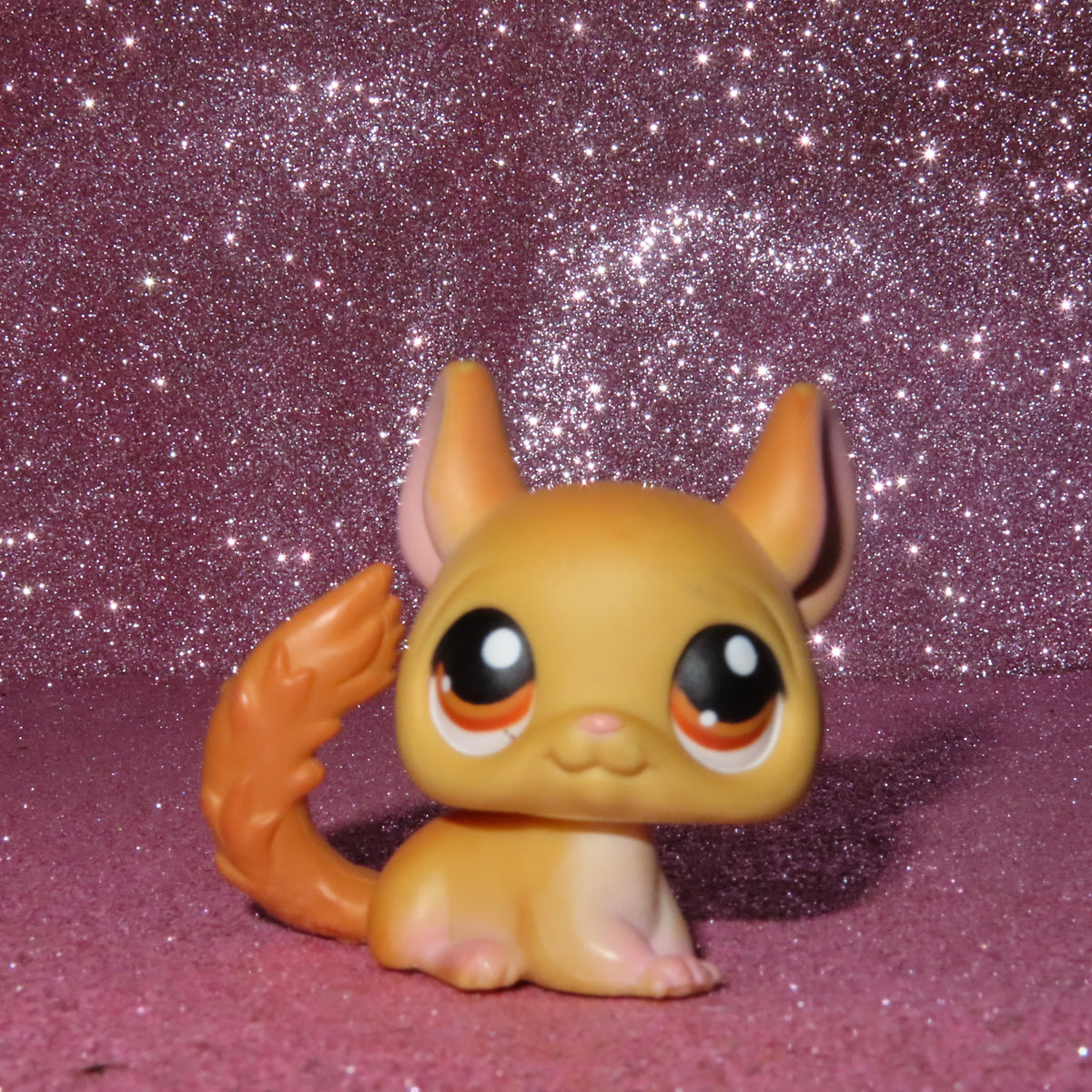 AUTHENTIC LPS CHINCHILLA