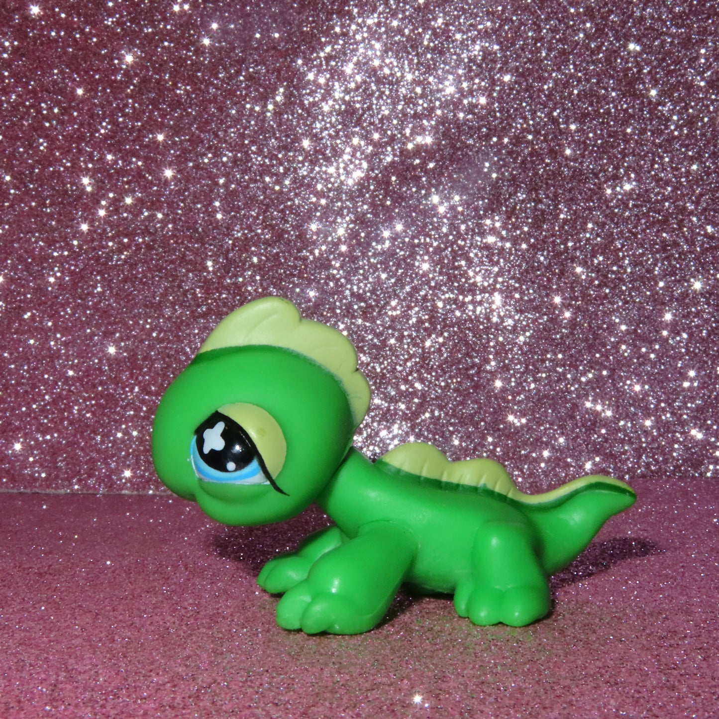 AUTHENTIC LPS IGUANA