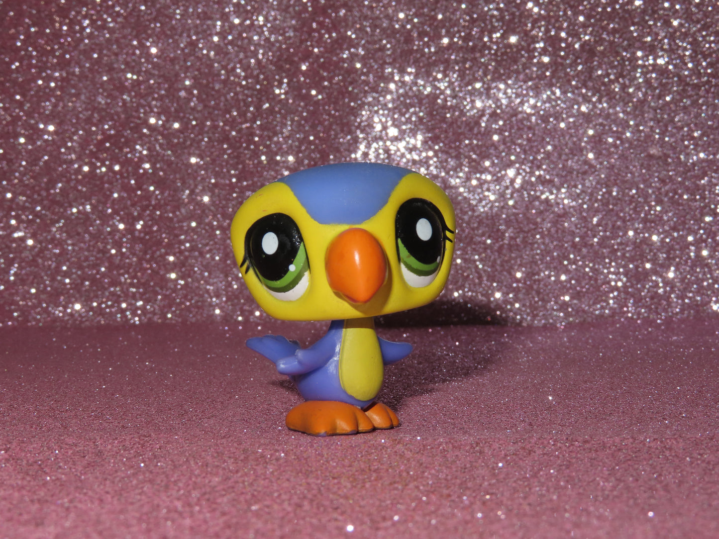 AUTHENTIC LPS TOUCAN