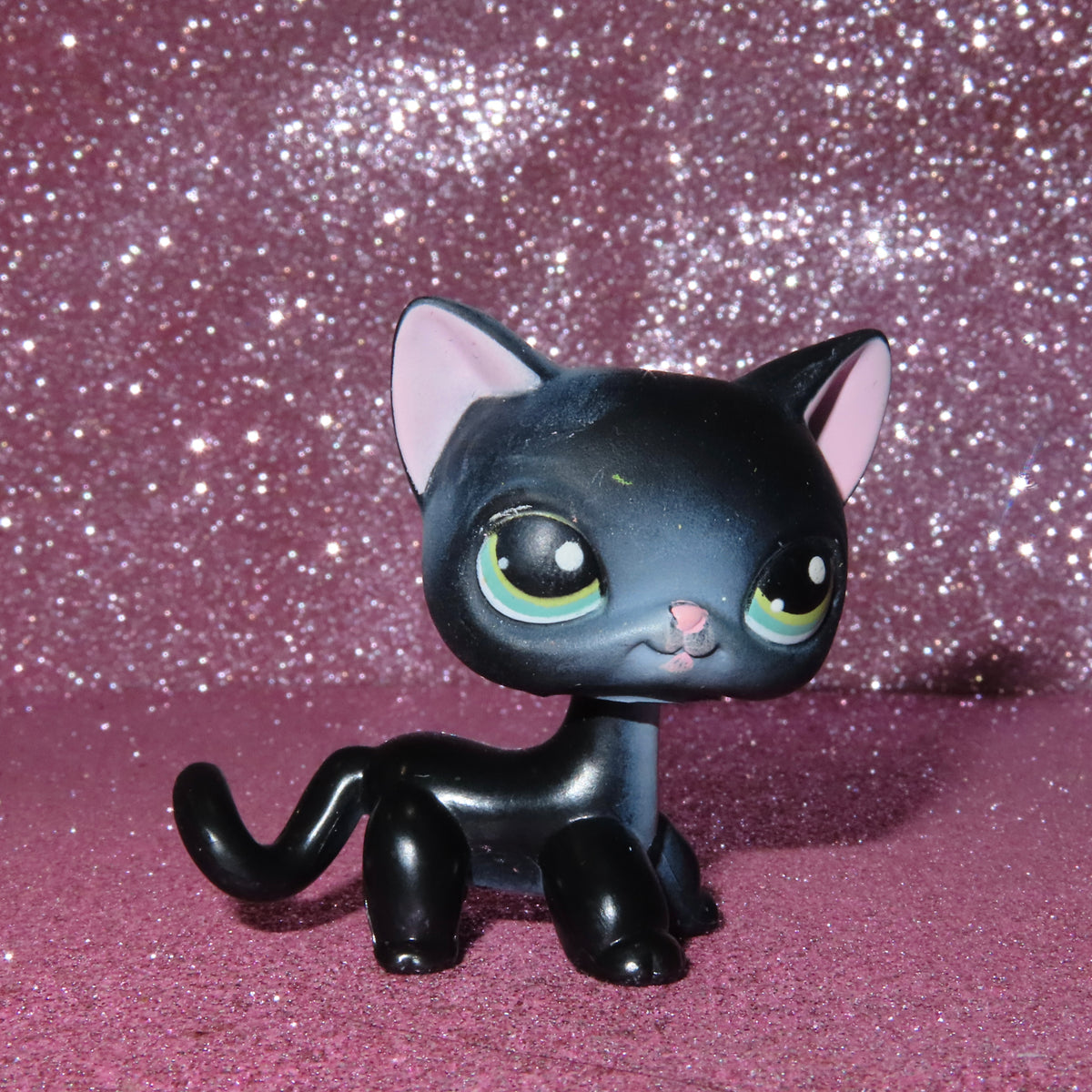 AUTHENTIC LPS SHORTHAIR CAT