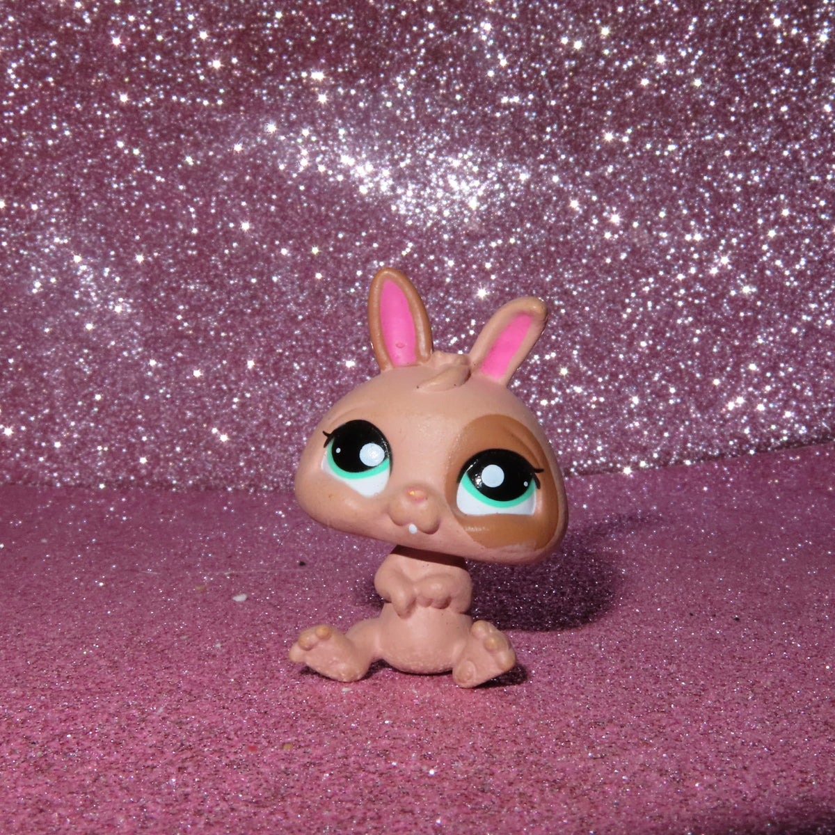 AUTHENTIC LPS MINI GATCHA RABBIT
